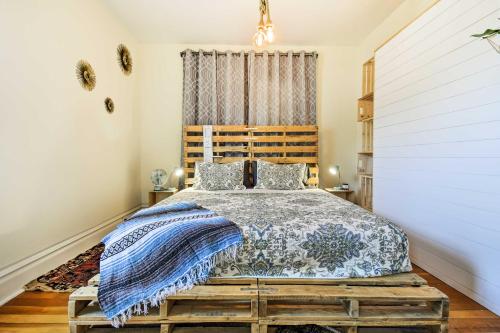 Collectic Farmhouse Suite! in Sturgeon Bay! - image 14
