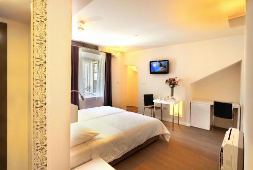 La Porta Luxury Rooms, Split (photo 5)