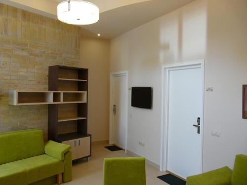 Soleil Apartman Szeged - image 8