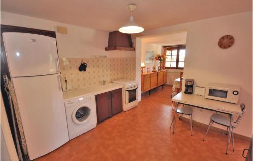 Kitchen, Domaine De La Bastide D'a in La Bastide d'Agay