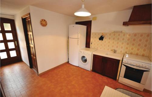 Kitchen, Domaine De La Bastide D'a in La Bastide d'Agay