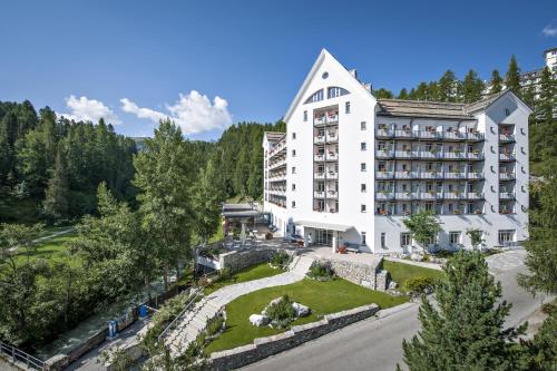 Arenas Resort Schweizerhof - Hotel - Sils