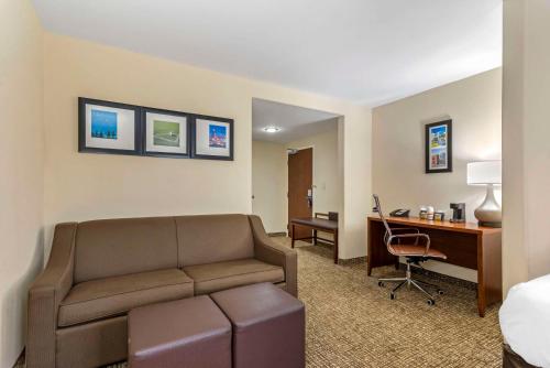 Comfort Suites at Kennesaw State University - image 10