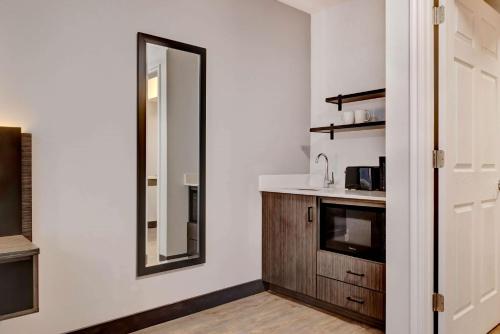 設施, Studio 6  Rock Springs, WY - Flaming Gorge in 埃爾克