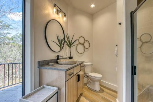 Mountain Valley Revival - Brand New Renovations Close To Town Panoramic Mountain Views!! cabin - image 6