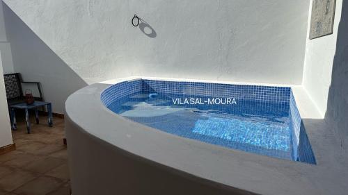 Vila Sal-Moura