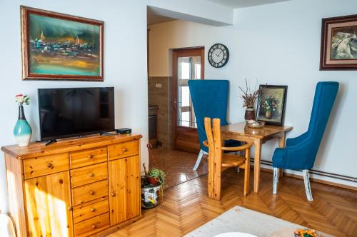 Iekārtas, Petrov konak - apartman Petar in Majdanpeka
