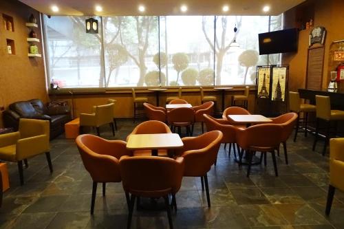 Hotel Oslo in ทลาลปาน-แท็กซ์เกน่า