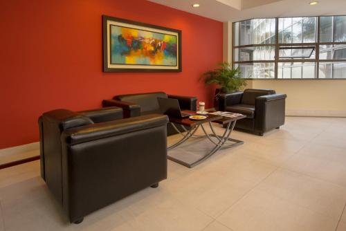 Ruang bersama/area TV, Hotel Palma Real in San José