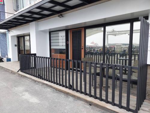 Exterior view, 麗緻詩旅海景民宿 near Yuwengdao Lighthouse Siyu Lighthouse