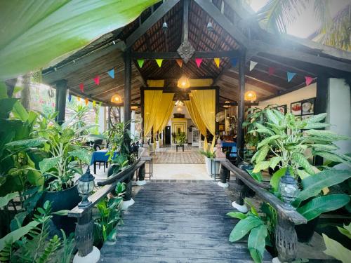 Restaurant, The Sanctuary Villa Battambang in Battambang