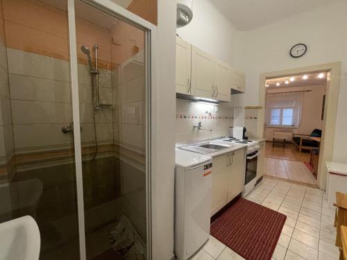 Trainstation apartman obrázok