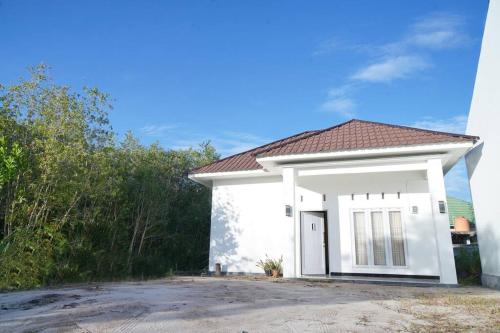 Rumah Kita - Tap to explore photos