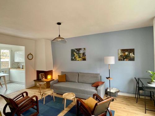 B&B Lille - La chambre jaune maison avec grande terrasse et garage privé - Bed and Breakfast Lille