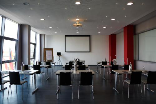 Hotel Sportforum - image 13