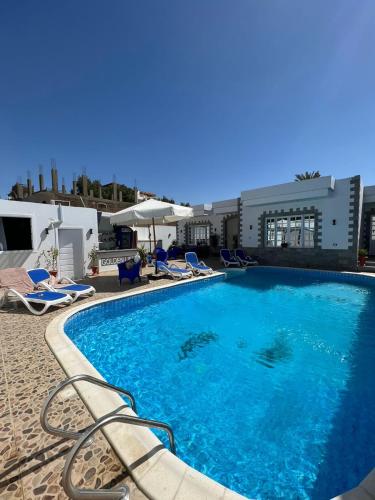 Villa golden life apartments, new property with pool access