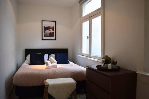 Rembrandtplein Apartments - image 4