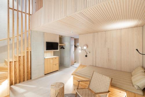 Nova Skyland Hotel - image 14