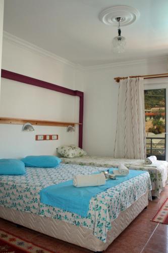 Rose Pension - main image