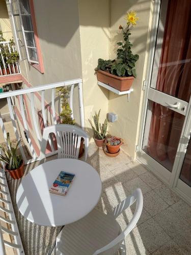 Sunrise Apt - Modern Studio Apt near the Beach, Birżebbuġa (zdjęcie 10)