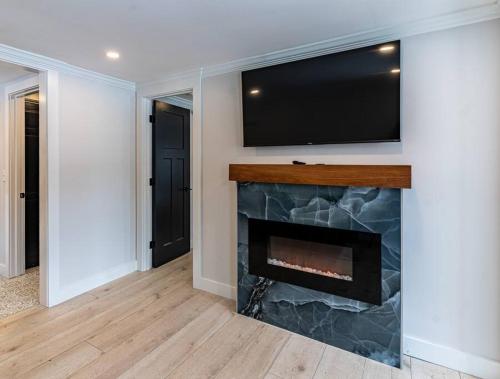 Luxurious and Cozy Cabin in a Rural Setting #16 in Peterborough (NH)