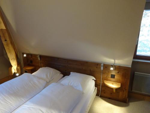 Two-Bedroom Apartment image 7