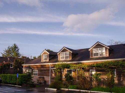 Ecola Creek Lodge - 출입구