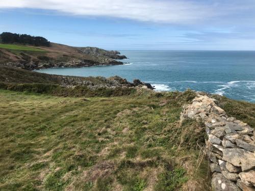 Maison Ti Ar Roz à la Campagne et proche de la Mer