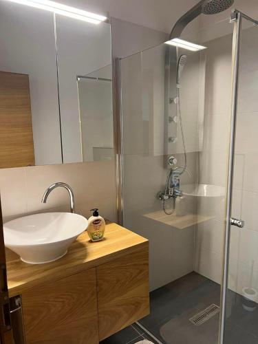 Kalaja Apartment Kalaja Apartment