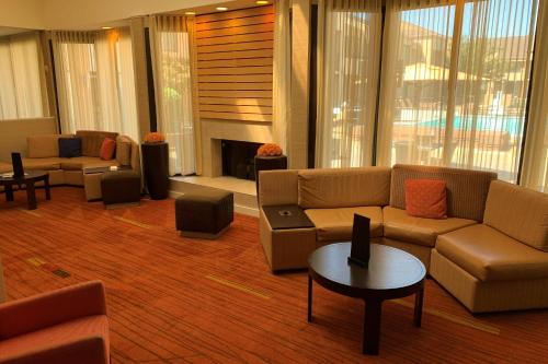 Courtyard by Marriott Columbus