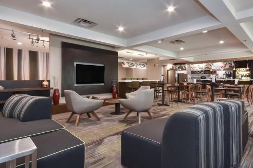 Courtyard by Marriott Charlotte Lake Norman - Hotel - Huntersville