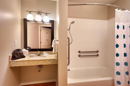 TownePlace Suites Boise West / Meridian - image 2