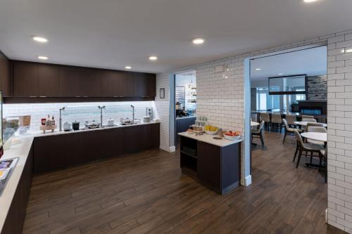 Residence Inn by Marriott Wilkes-Barre Arena - image 3