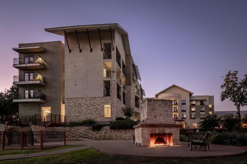 Courtyard by Marriott New Braunfels River Village