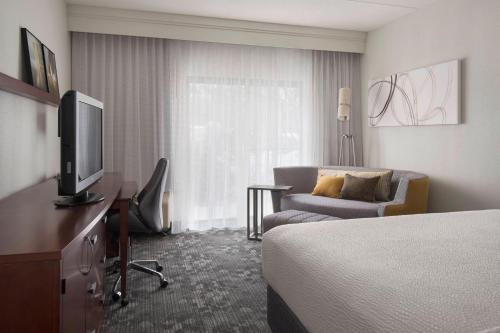 Courtyard by Marriott Boston Norwood/Canton