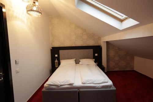 Economy Double or Twin Room