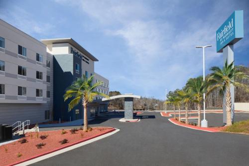 . Fairfield Inn & Suites Seneca Clemson Univ Area