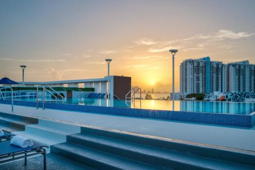 Residence Inn by Marriott Miami Beach South Beach