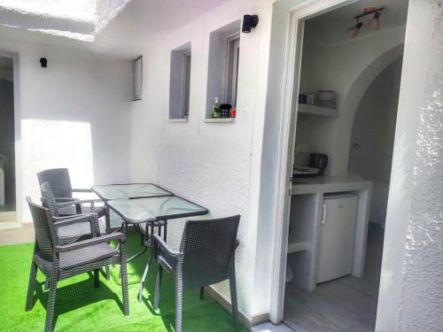 Naxos Enjoy Apartments in Naxos Island