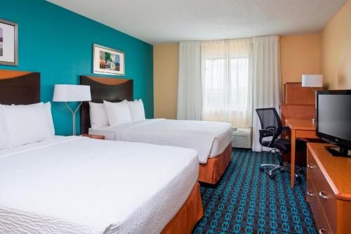 Fairfield Inn & Suites Victoria