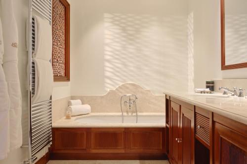 2 bedrooms, 2 beds