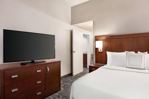 Courtyard by Marriott Tulsa Central