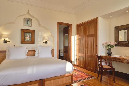 Prestige Double Room with Pool View