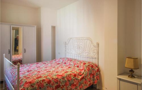  Lovely Home In Dignano With Kitchen in Taverne