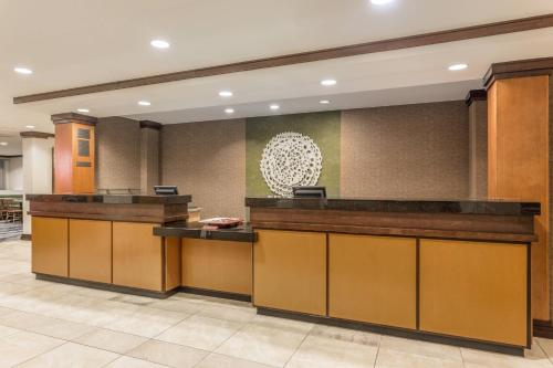 Fairfield Inn and Suites by Marriott Madison East