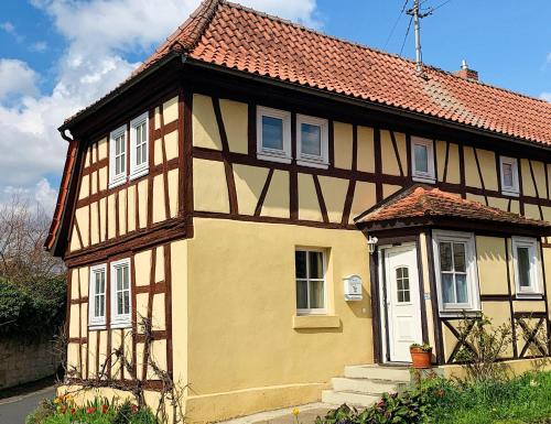 Historisches Fachwerkhaus - Apartment - Königsberg in Bayern