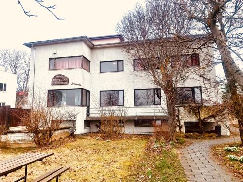 Travel Inn - main image