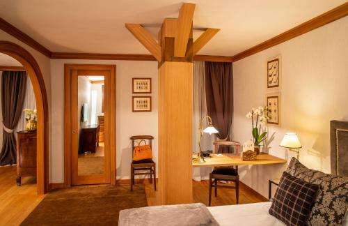 Hotel Hermitage Relais & Châteaux - main image