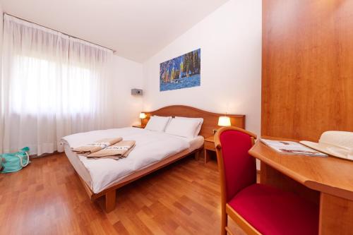 Hotel Rosa - image 5