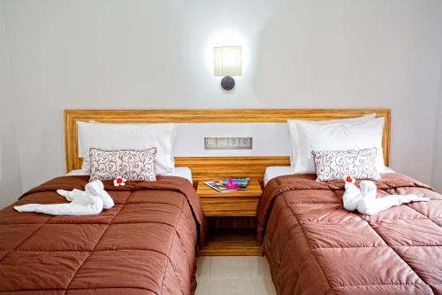 Tanjung Sari Inn - Tap to explore photos